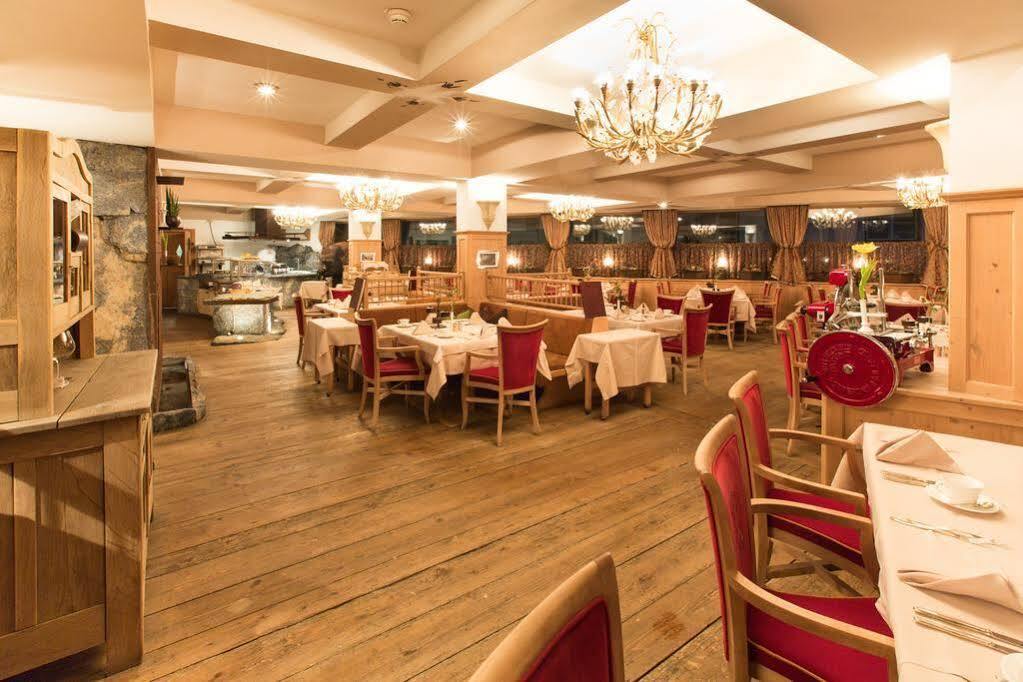 Raffl'S St. Antoner Hof Hotel Sankt Anton am Arlberg Luaran gambar